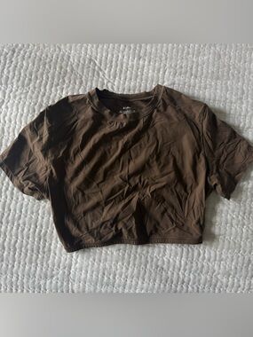 Brown SKIMS Fits Everybody Super Cropper Tee